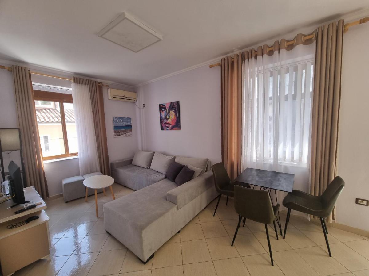 Glamorous Apartment In تيرانا المظهر الخارجي الصورة