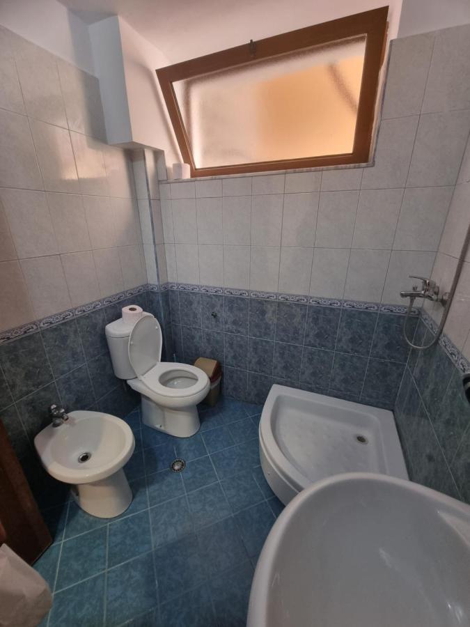 Glamorous Apartment In تيرانا المظهر الخارجي الصورة