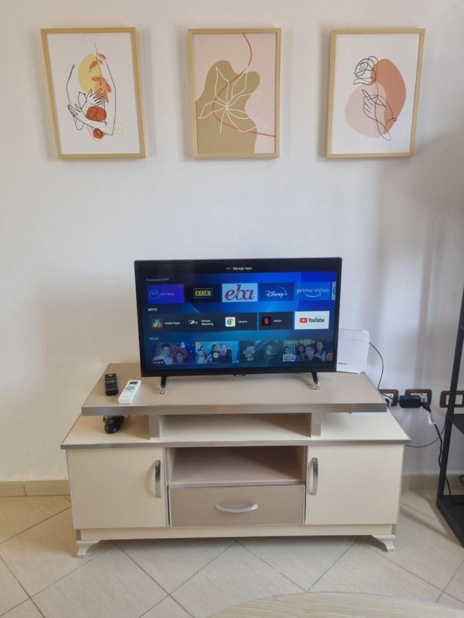 Glamorous Apartment In تيرانا المظهر الخارجي الصورة